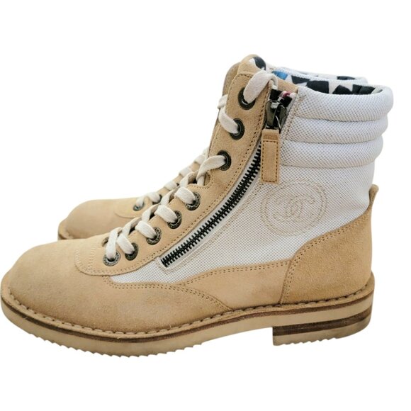 Chanel Beige Suede Canvas CC Combat Boots G30614 Lace Up IT 38 US 7–7.5 - Picture 13 of 13